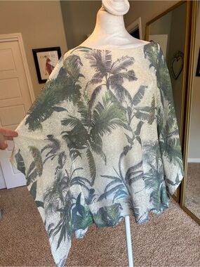 Oliver Knit Poncho Coverup Sheer Tropical Print Tunic Womens Size Medium